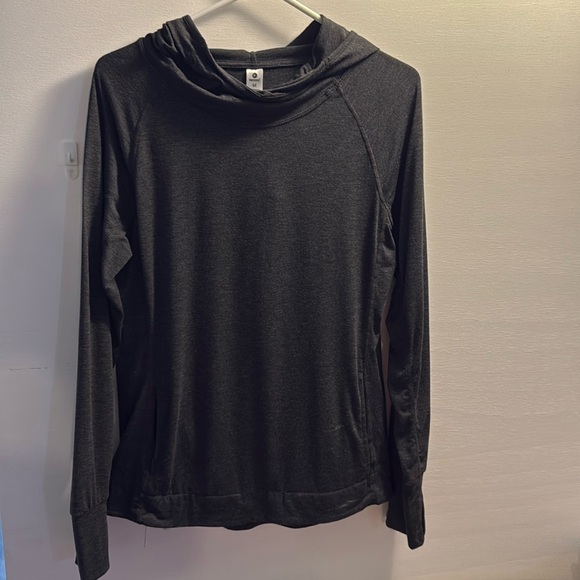 Women’s medium pullover - Picture 1 of 4
